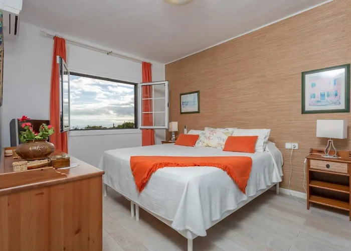 Angela וילה Mácher