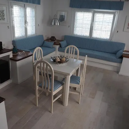 Villa Angela Mácher